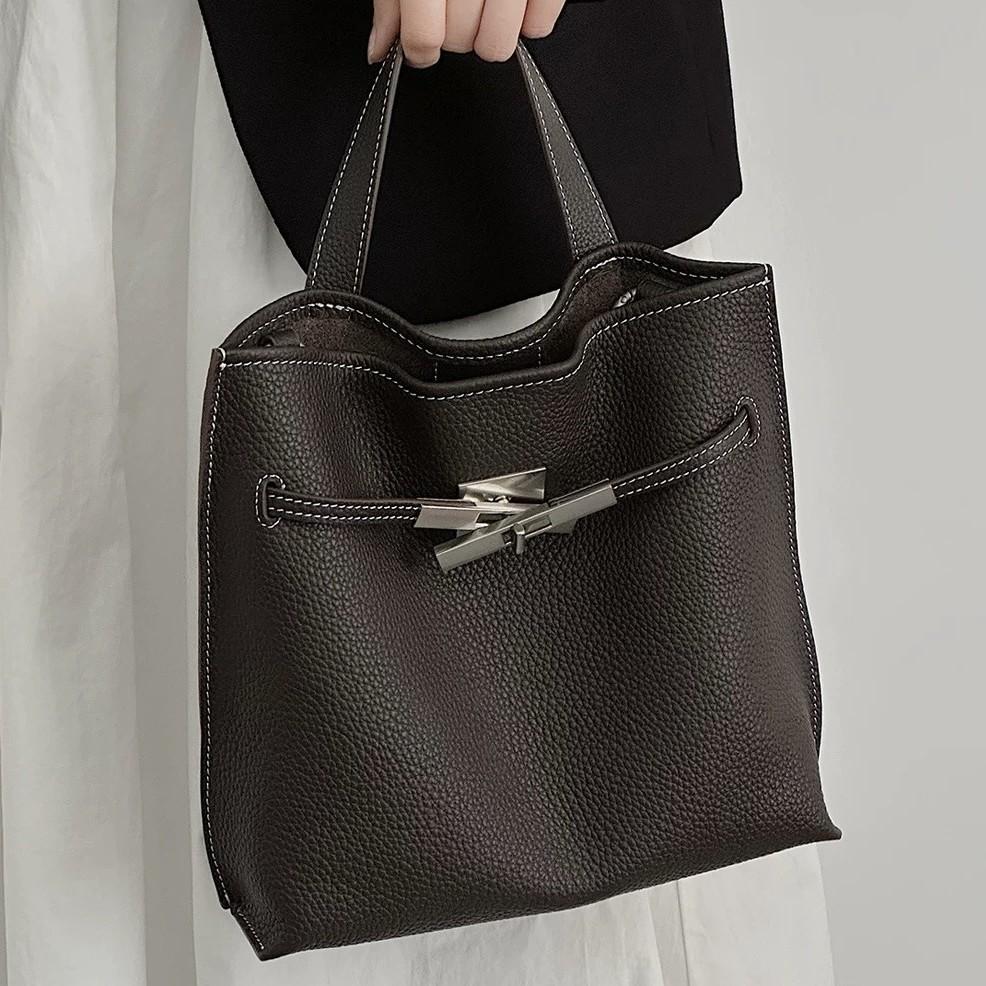 Niche Design Lock Buckle Leather Bucket Bag Pebble Pattern Top Layer Cowhide Large Capacity Portable Commuter Shoulder Bag