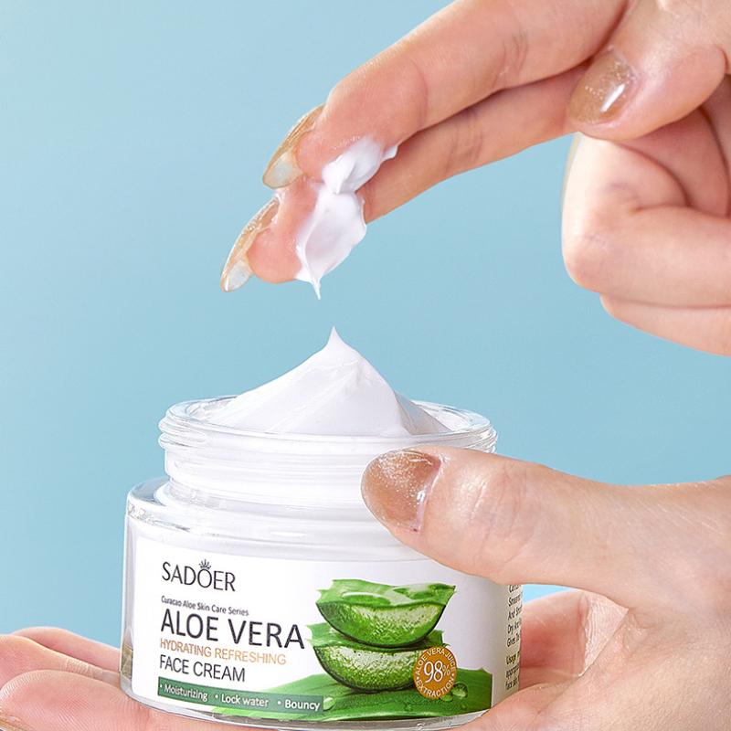 Crema 50g SADOER Vitamina C Aloe Vera Melograno Rosso Idratante Sbiancante
