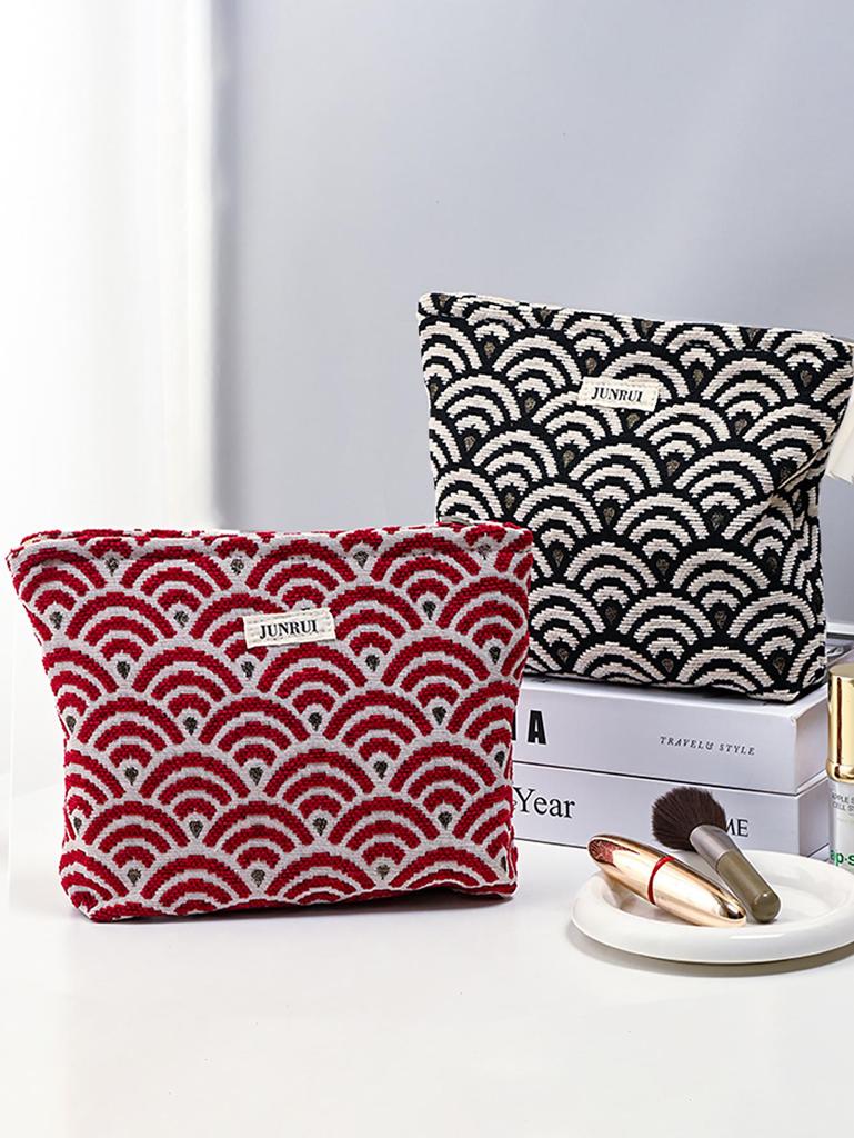 Autumn/Winter Chenille Plush Women's Large Capacity Makeup Bag - Travel Portable Storage High Value Bag