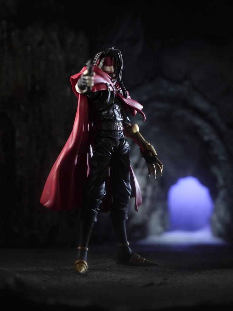 FINAL FANTASY VII PLAY ARTS Vincent Valentine painted action vol.2 (PVC figure)