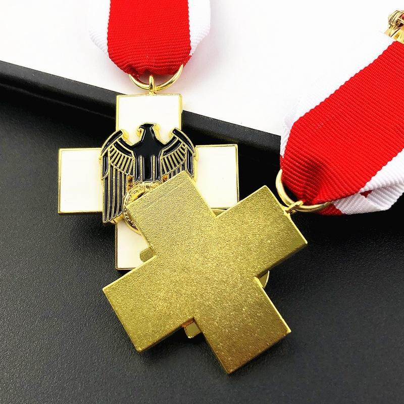Emperor's Social Welfare Medal, White Cross Brooch, British Academy Style, Metal Badge Ribbon, Christmas Gift, Stocking Stuffers