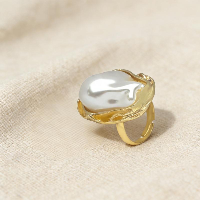Wind special-shaped pearl Baroque imitation pearl inlaid ring, exquisite open jewelry.