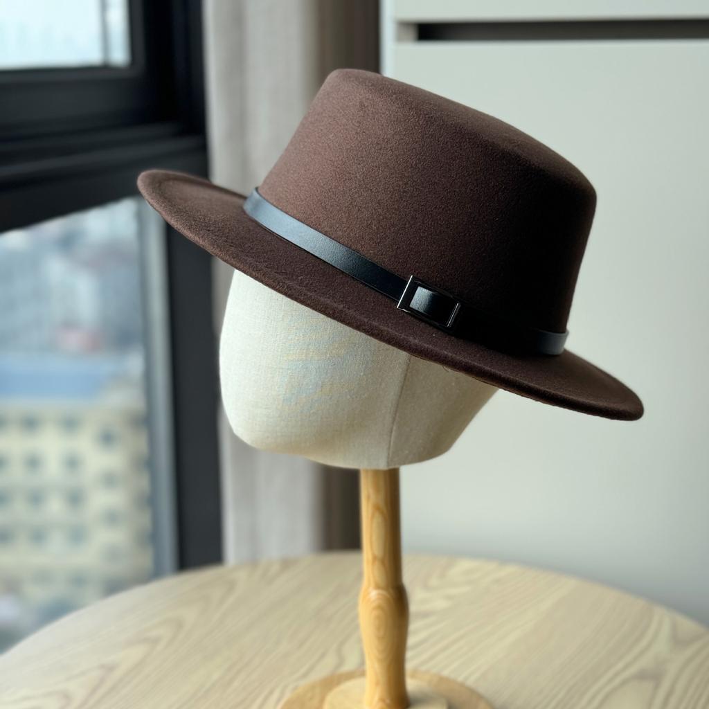 New autumn and winter flat-top woolen hat children's fashionable versatile retro top hat British and European style wide-brimmed jazz hat men