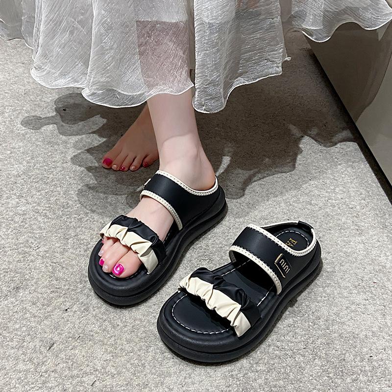Soft leather one-word pleated sandals women's summer 2025 new Velcro platform beach sandals women's summer