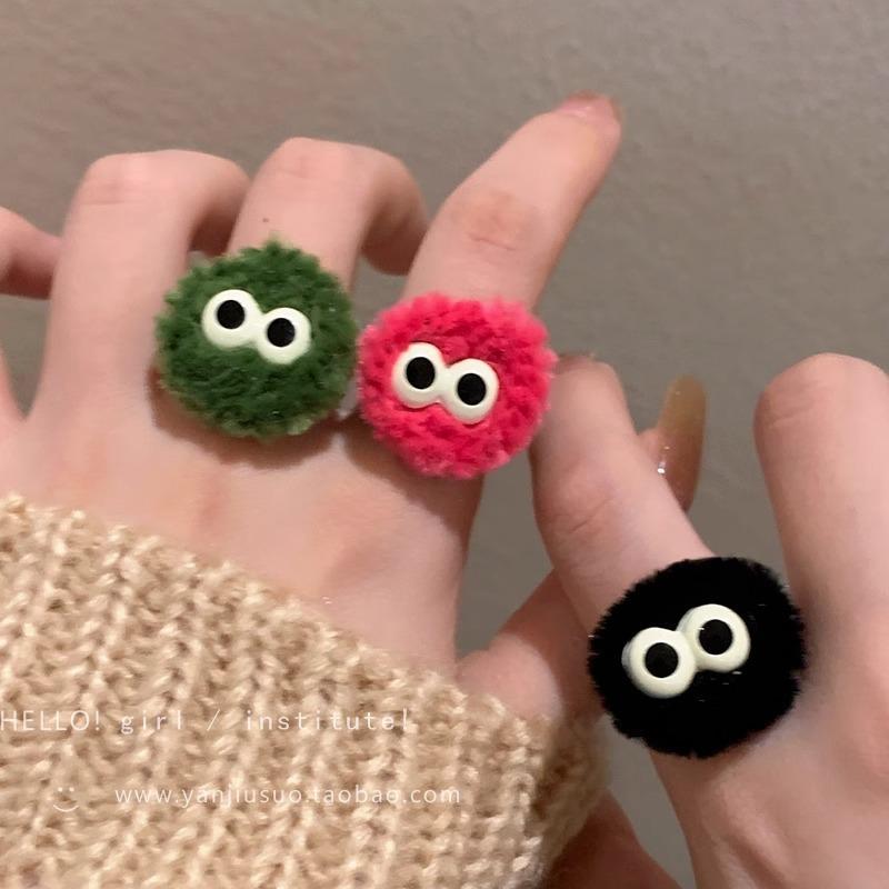 Women Autumn‑Winter Cute Cartoon Coal‑Ball Plush Index‑Finger Personality Niche Ring