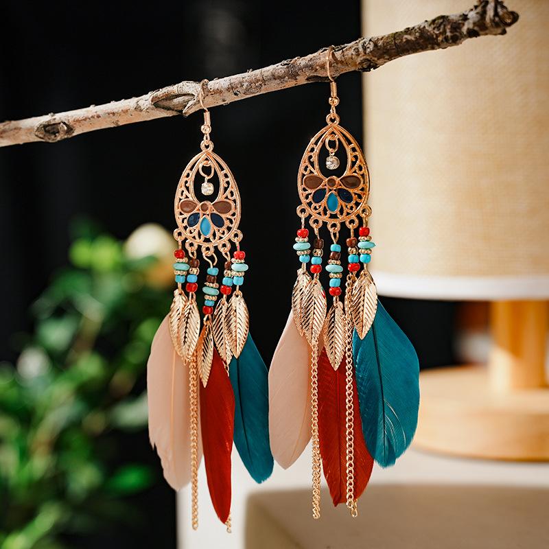 Fashion Vacation Style Bohemian Feather Earrings for Women Ethnic Long Chain Bead Leaf Dangle Earrings Party Daily Jewelry