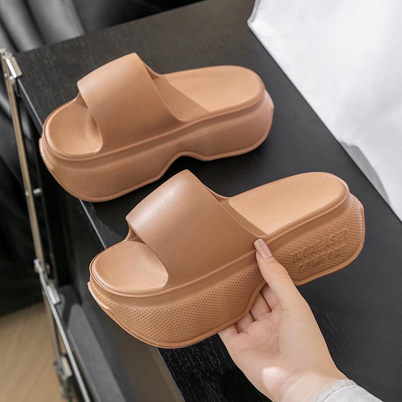 Women's 2024 Summer Thick-Soled Outdoor Fashion Slippers – Sponge Cake Comfort