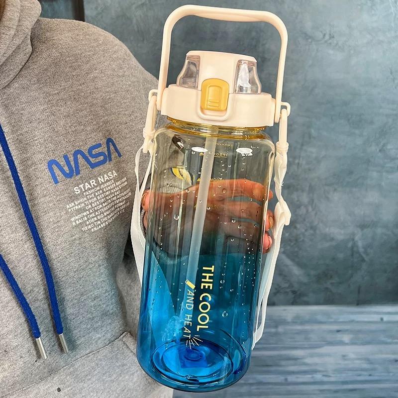 

2000 мл высококачественная спортивная бутылка для воды с соломинкой для спортзала, фитнеса, кемпинга, велоспорта, пешего туризма, питья, пластиковые бутылки с ремешком 1500ml белый