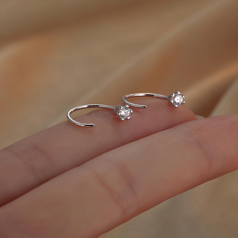 

Simple Temperament Ear Piercings Earrings Pure silver