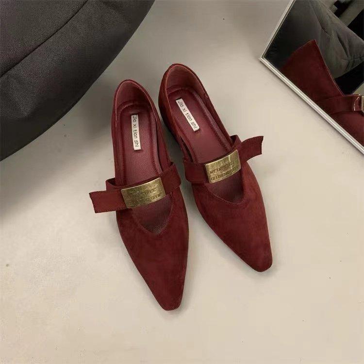 

French single shoes flat shoes 2025 autumn height increase small fragrant single shoes soft soled shoes retro Mary Jane women s shoes 35