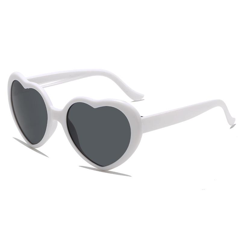 2024 Trendy Heart-Shaped Sunglasses: Love-Inspired Peach Design with UV Protection