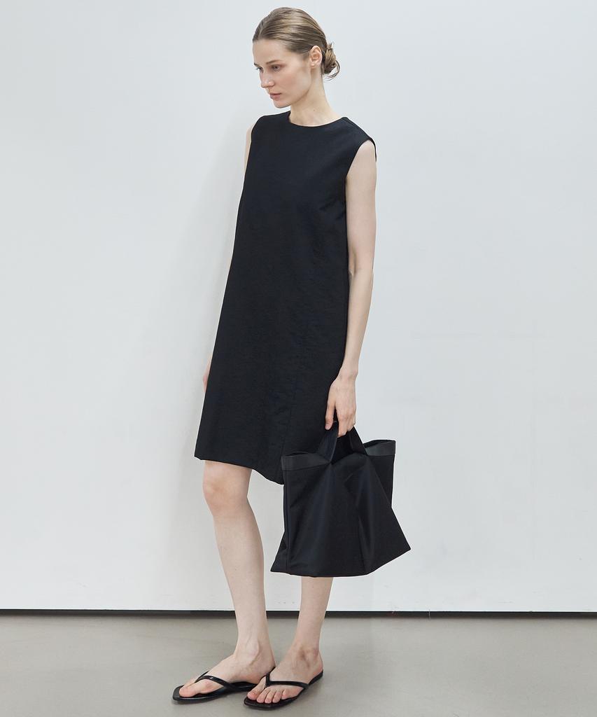 Nutopeu Foret Sleeveless Dress_Black