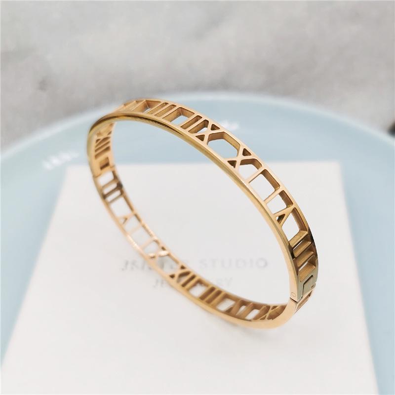 Gold Plated Titanium Steel Roman Numeral Bracelet for Women - Korean Style Fashion Couples' Accessory
