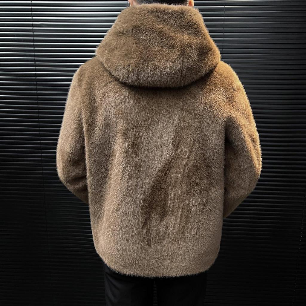 Men's Short Winter Coat: High-Quality Lambskin & Fur with Stand Collar, Imitation Mink Fur, Thickened for Warmth