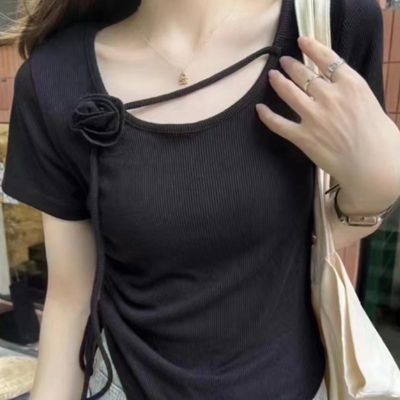 

Короткая футболка с рисунком роз, завязками и складками, облегающая трикотажная майка с короткими рукавами L чёрный