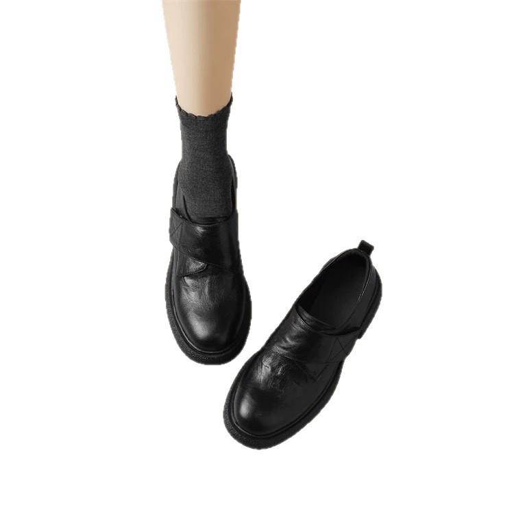 Thick-soled round head retro simple loafers women's Velcro autumn new commuter thick heel comfortable deep mouth single shoes women