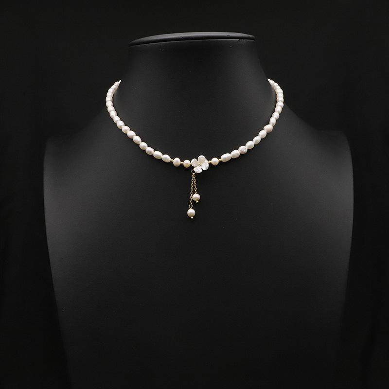 Natural Freshwater Pearl Necklace Women Versatile French Vintage Fashion Light Luxury Elegant Temperament Sweater Chain Pearl