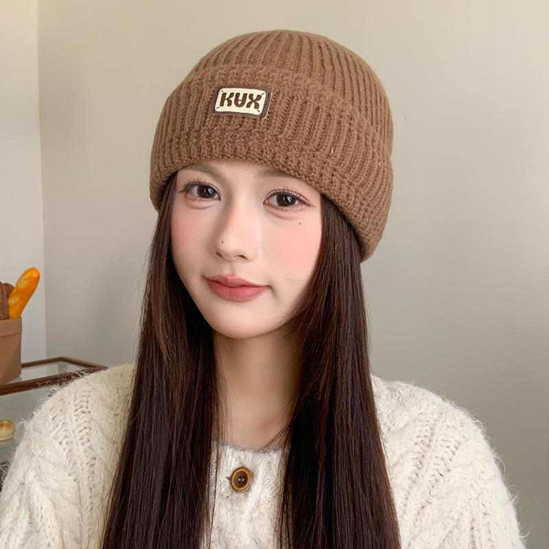 New Style Pile Hat Letter Patch Pullover Hat for Women Autumn and Winter Korean Style Versatile Small Woolen Knitted Hat Showing Face