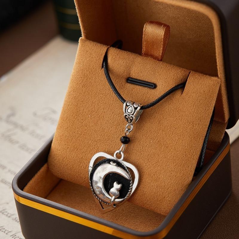 Vintage Gothic Mond Katze Muster Halskette für Damen Punk Zinklegierung Farbe Rahmen Kreative Party Zirkon Accessoires