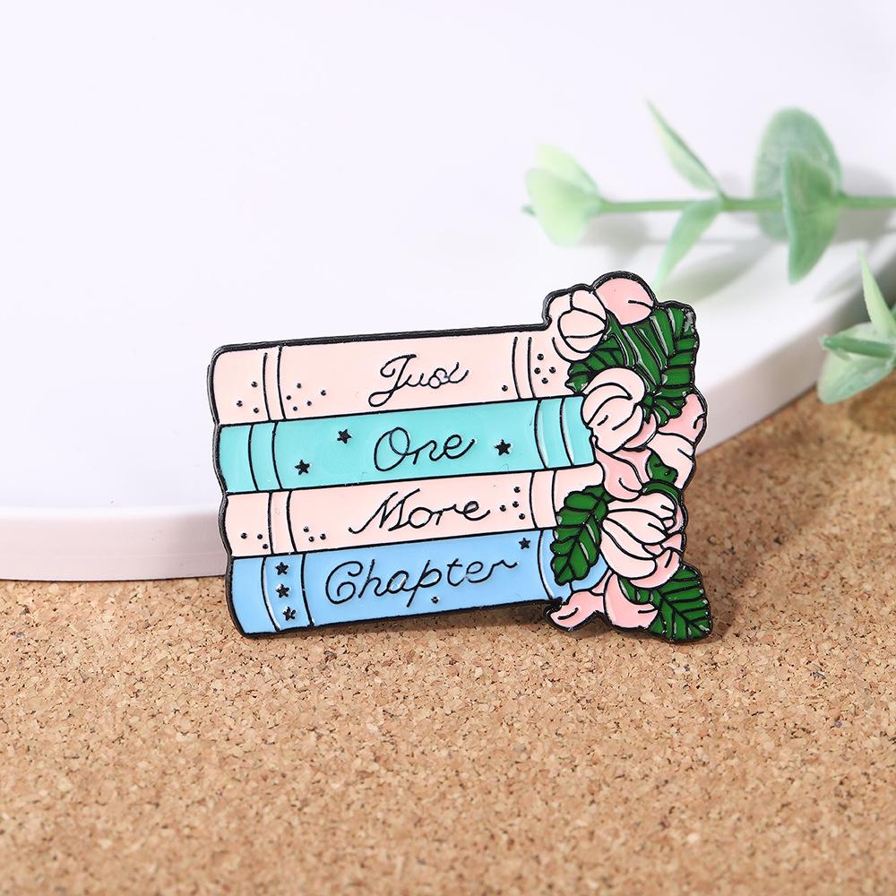 New, cartoon book flower brooch, English book flower, student backpack accessories