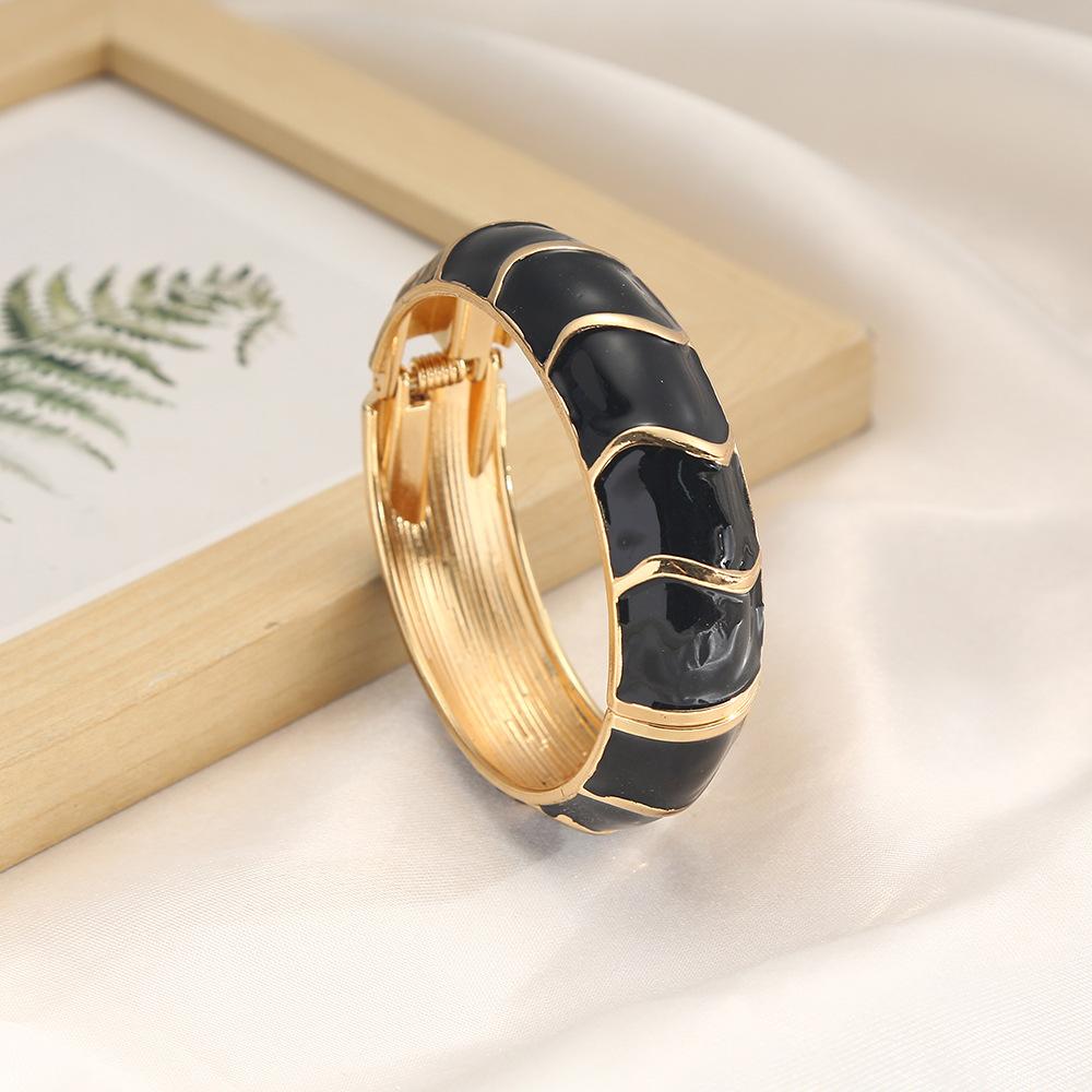 DIEZI 17 Colors Bohemian Irregular Enamel Cuff Bangles Hip Hop Geometric Gold Color Metal Wide Bracelet For Women Men Jewelry