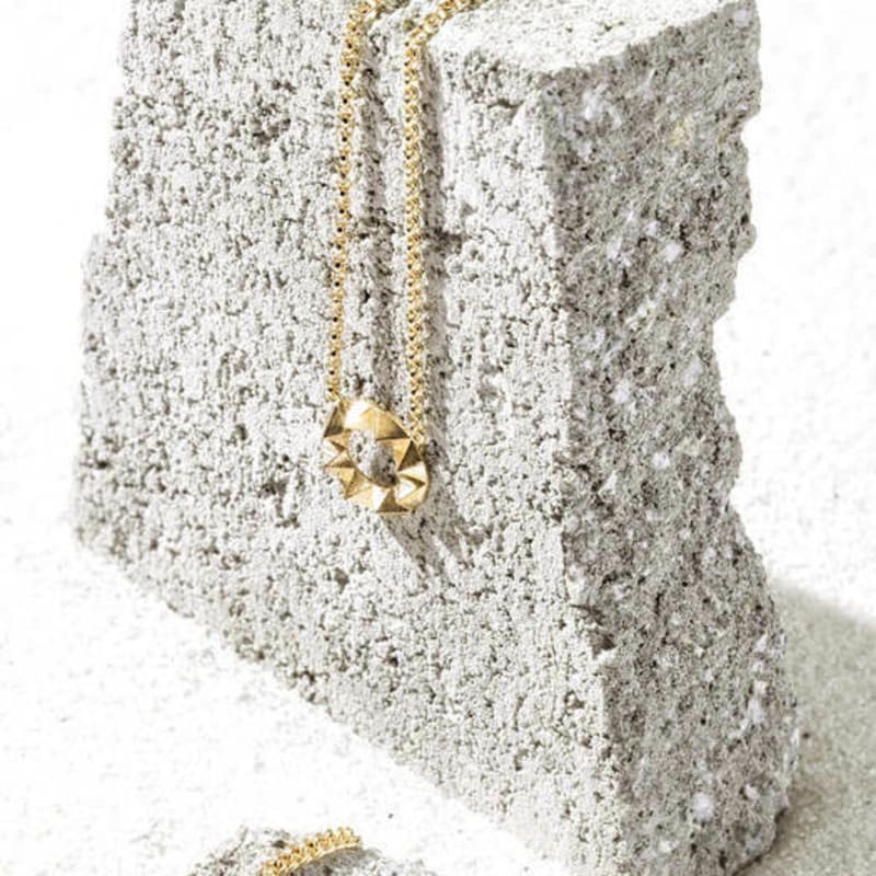 Sophy Rouge Moderne Crocs Goldkette