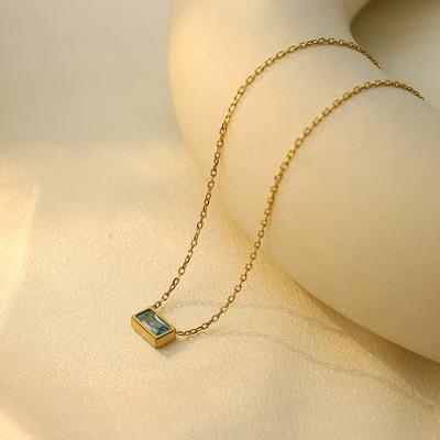 Simple Niche Personality Elegant Design Green Jewelry Minimalist Wind 316 Titanium Steel Necklace Girls Do Not Fade