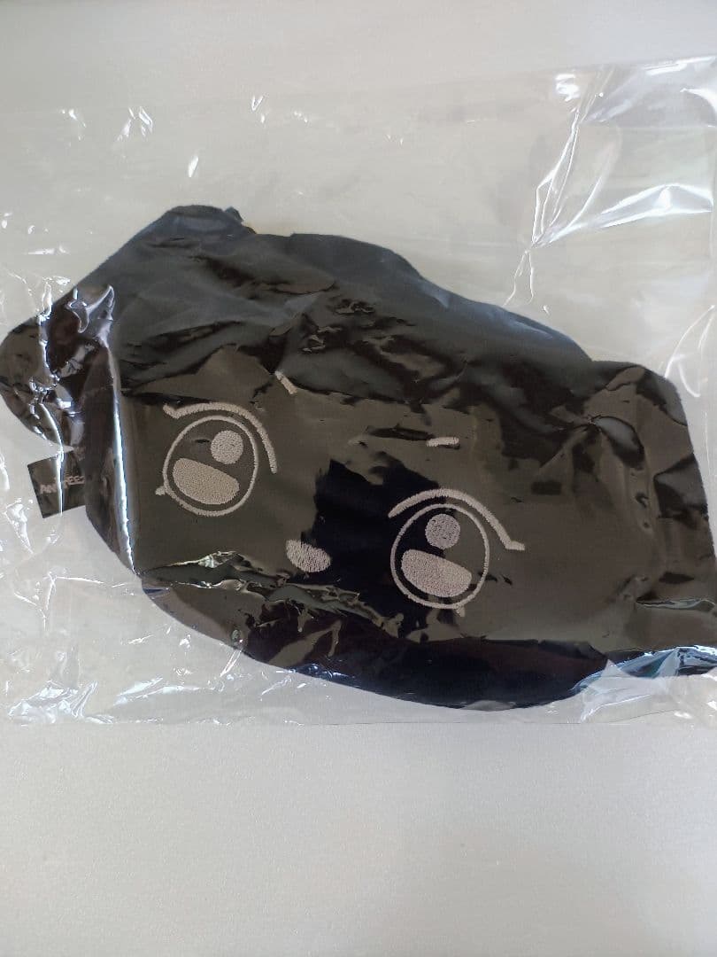 

[Б/У] ATEEZ Ёсан ANITEEZ CALLING Косметичка для лица с карточкой