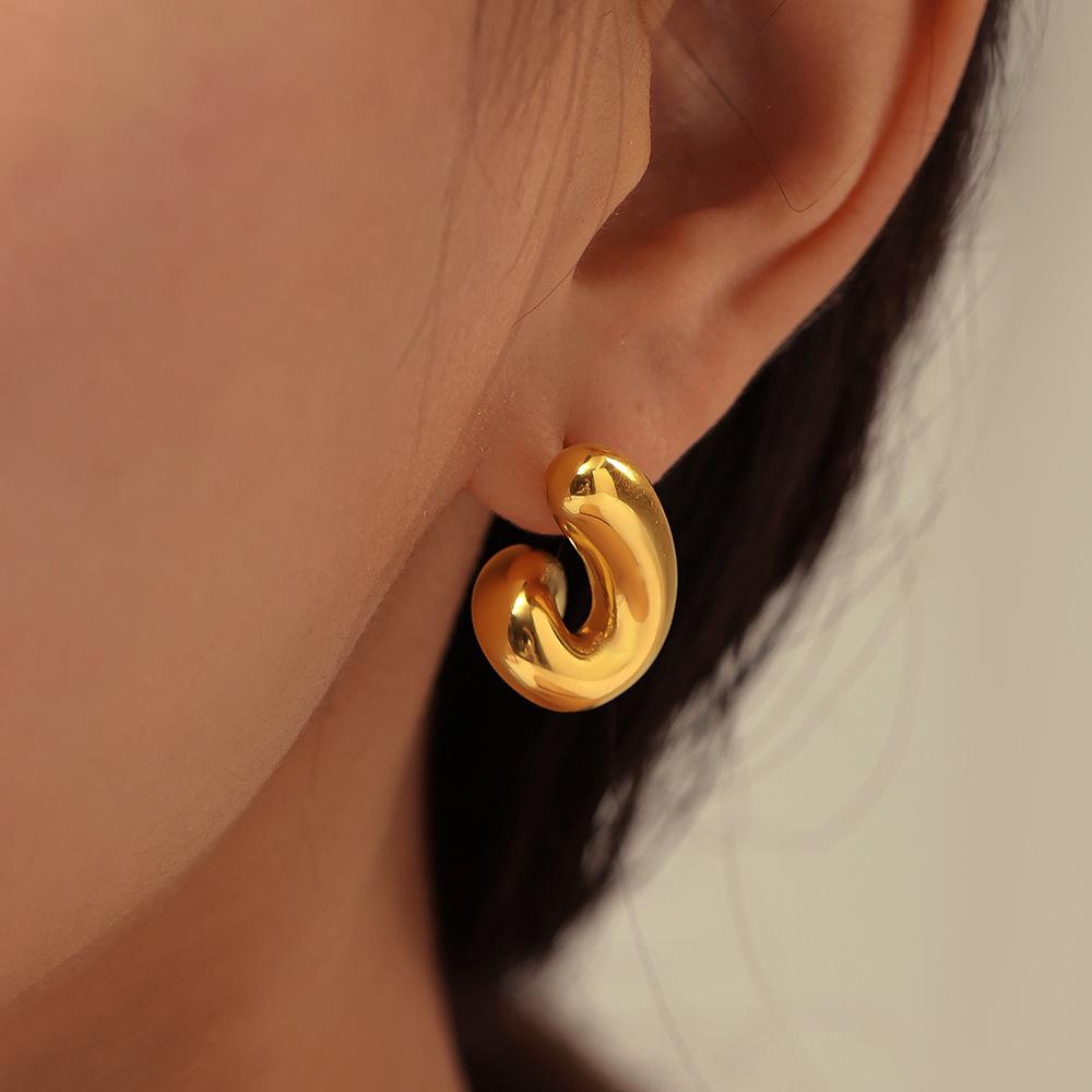 European-American Design Spiral Stud Earrings: Minimalist Stainless Steel Bestsellers for Autumn & Winter