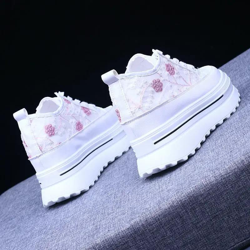 Fashion Women's Vulcanize Shoes Autumn White Chunky Sneakers for Woman 8cm Hidden Heel Shoes 2024 High Heels Female Platform Sneakers