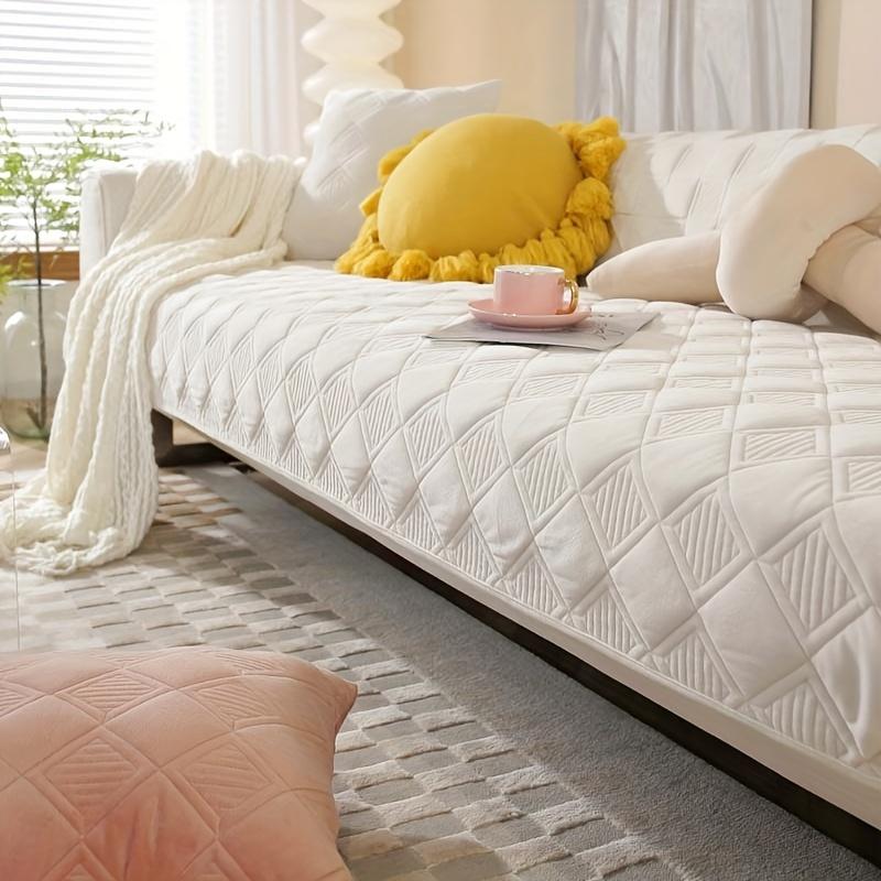 Short Plush Grey Color Sofa Towel European Brief Thicken Quilted Sofa Cover Slip Resistant European Couch Cover for Living Room