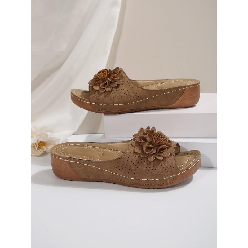 Large size wedge slippers women's summer new hollowed-out lightweight carved slippers women