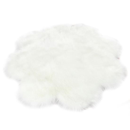 Plum Blossom Shape Soft Washable Carpet Floor Rug Warm Cushion Bedroom Mat Pad