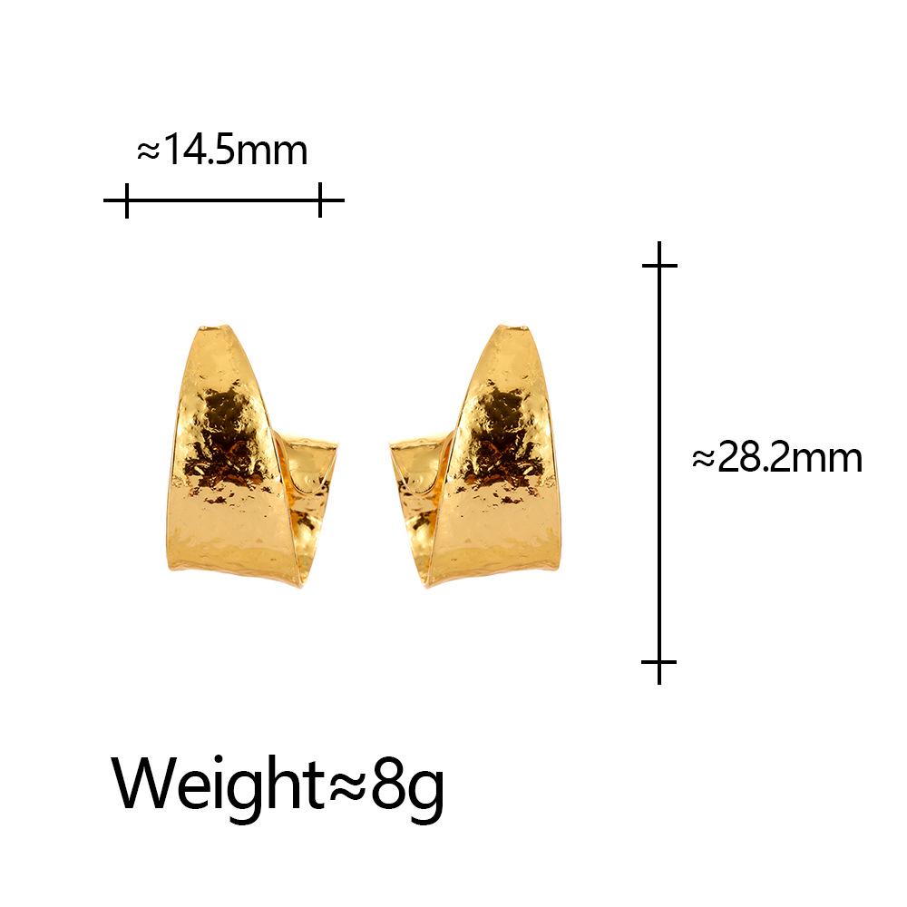 Women's U-Shaped Geometric Light Luxury Earrings - Elegant and Versatile Fashion Jewelry