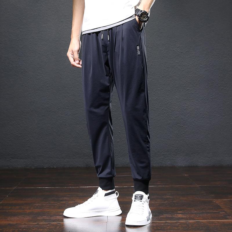 

Леггинсы на шнуровке для мужских эластичных повседневных брюк, корейская версия для мужчин и подростков, укороченные брюки свободного кроя, летние ультратонкие брюки из ледяного шелка 28 чёрный