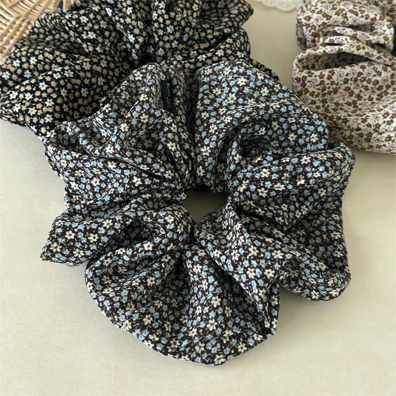 French Vintage Floral Print Hair Scrunchies Oversized Ruched Ponytail Holder Pastoral Style Elastic Hair Ties For Thick Hair