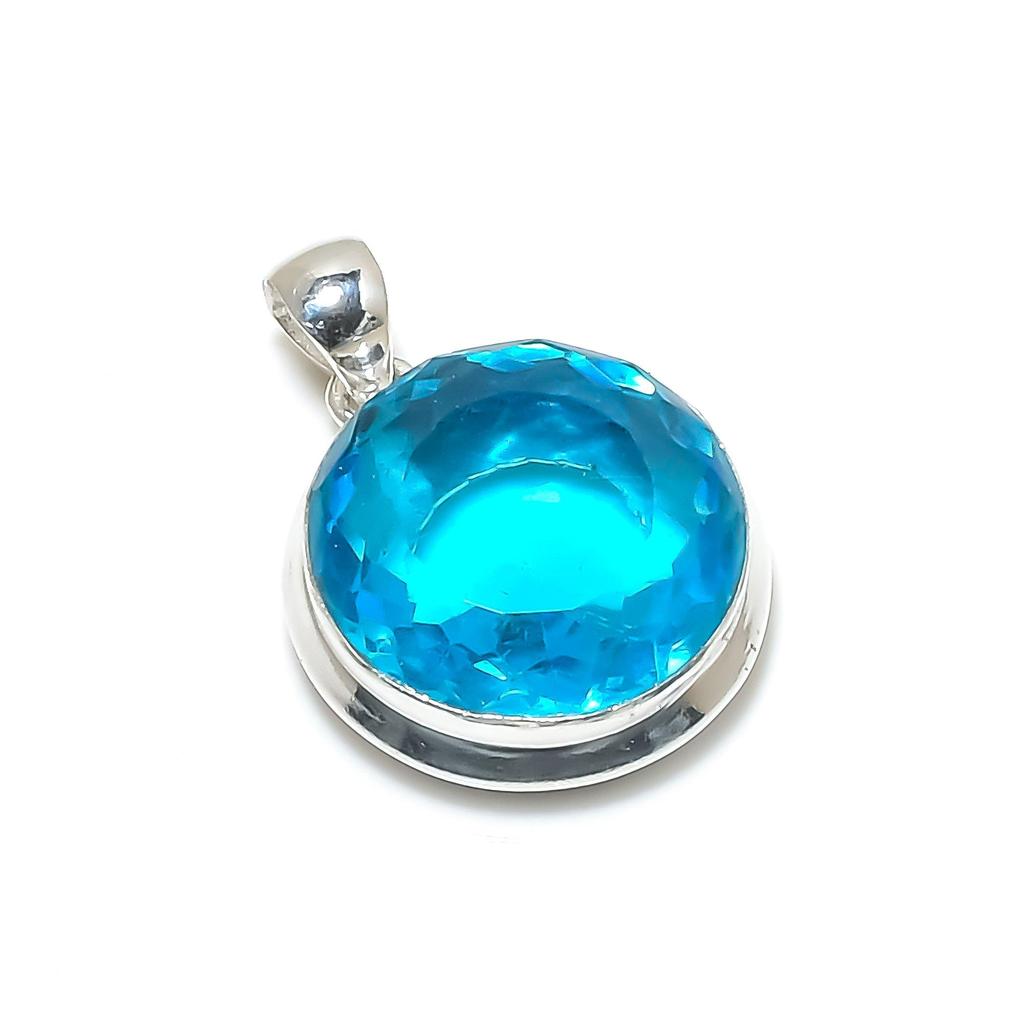 Vackert Siwss Blå Topas Ädelsten Silverhänge i 925 Sterling Silver - Handgjord Oval Design, Vardags Smycken Fest Smycken Gåva