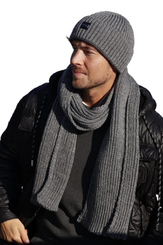 Kamea Martin Men' Set: Hat and Scarf, Dark Gray