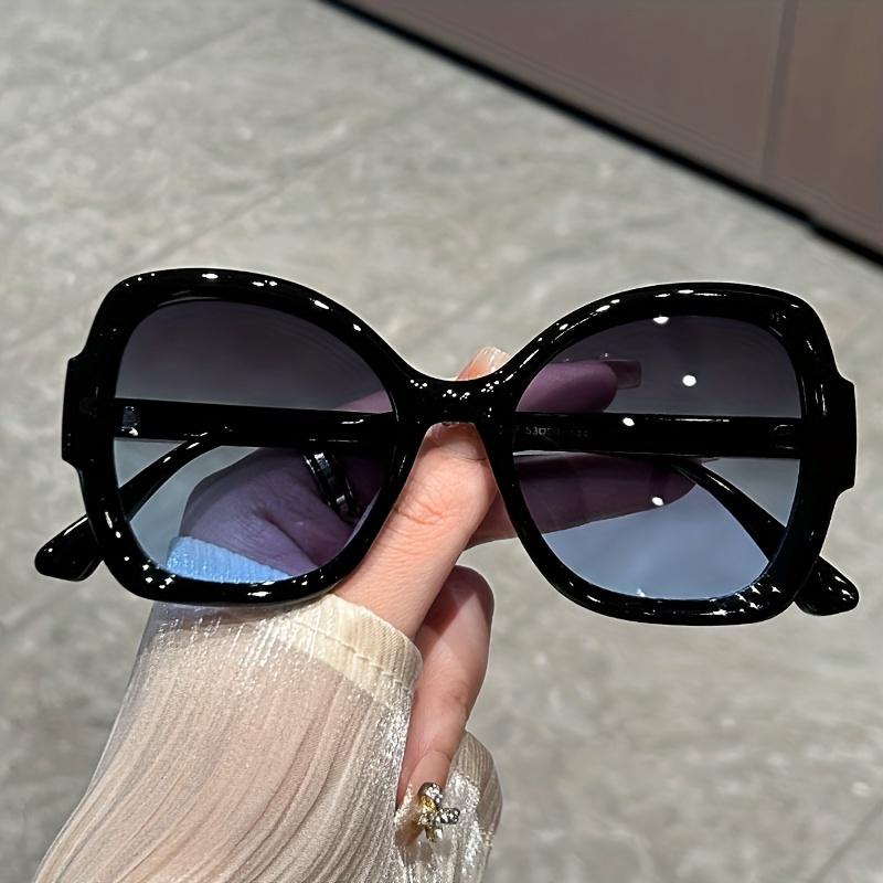 Y2K Oversized Oval Fashion Sunglasses with Green Jelly Frame - Anti-Reflective Lenses,, Perfect for Hiking, Sports & Parties