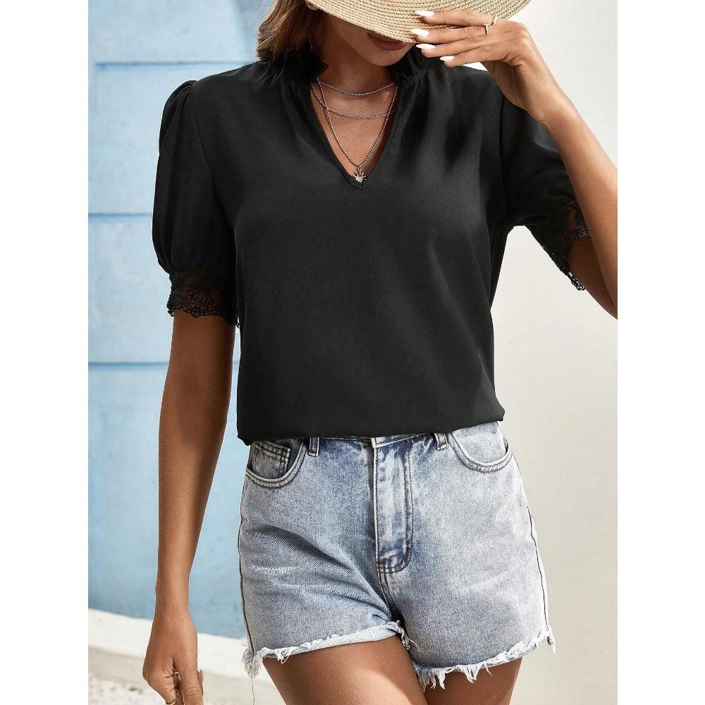 Women's Short-sleeved Tops Summer New Fashion T-shirt Versatile V-neck Shirt Lantern Sleeve Splicing Lace Blouse