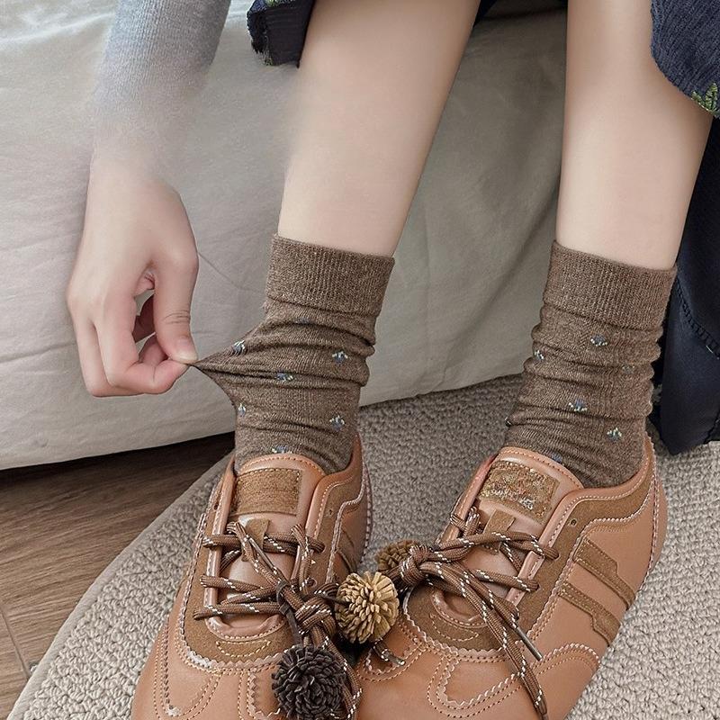 Women's Mid-calf Socks for Autumn and Winter, Small Floral Pile Socks, Women's Boneless Cotton Socks