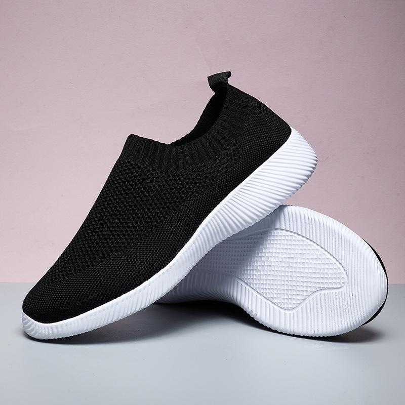 Plus Size Women s Slip-On Flyknit Walking Shoes, Breathable Casual Sneakers, Sizes 35-46. 37 чёрный