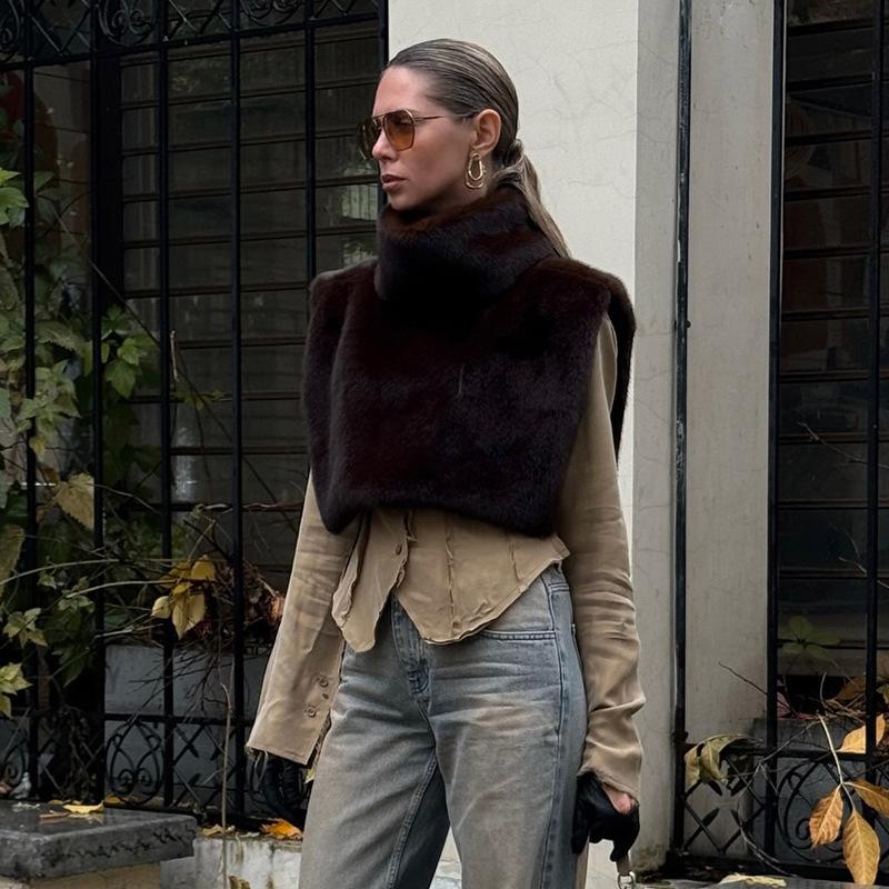 Y24TP547 Women's Solid Color Half-High Collar Fur Waistcoat Sleeveless Top for Autumn and Winter