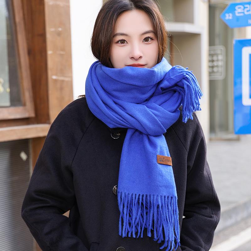 2025 Autumn/Winter Women's Solid Color Prickly Wool Scarf - Korean Style Versatile Neck Warmer Shawl for Students.