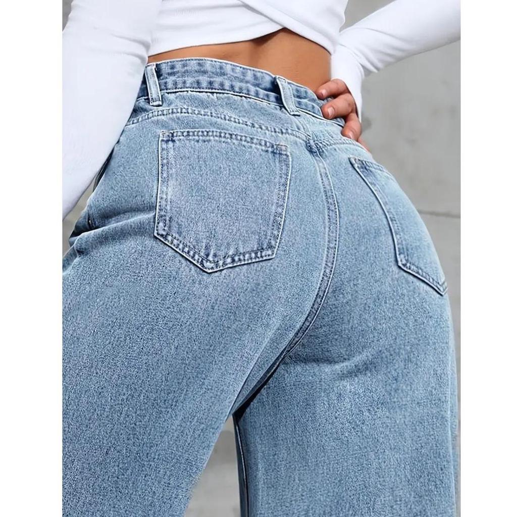 Dámské Strečové Džíny Rovného Střihu Ve Velikostech Plus Size S Kamínky V Opraném Denimu.