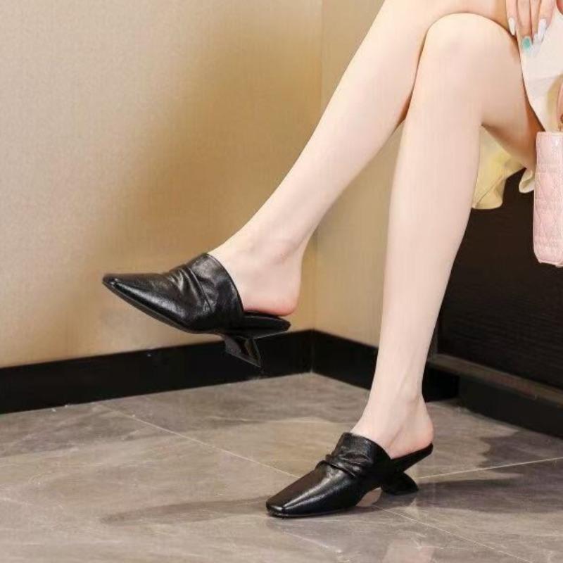 

Модные шлепанцы на фигурном каблуке, женская мода, квадратный носок, глубокий вырез, плиссированная накладка на стопу, противоскользящая износостойкая обувь на каблуке-рюмочке 42