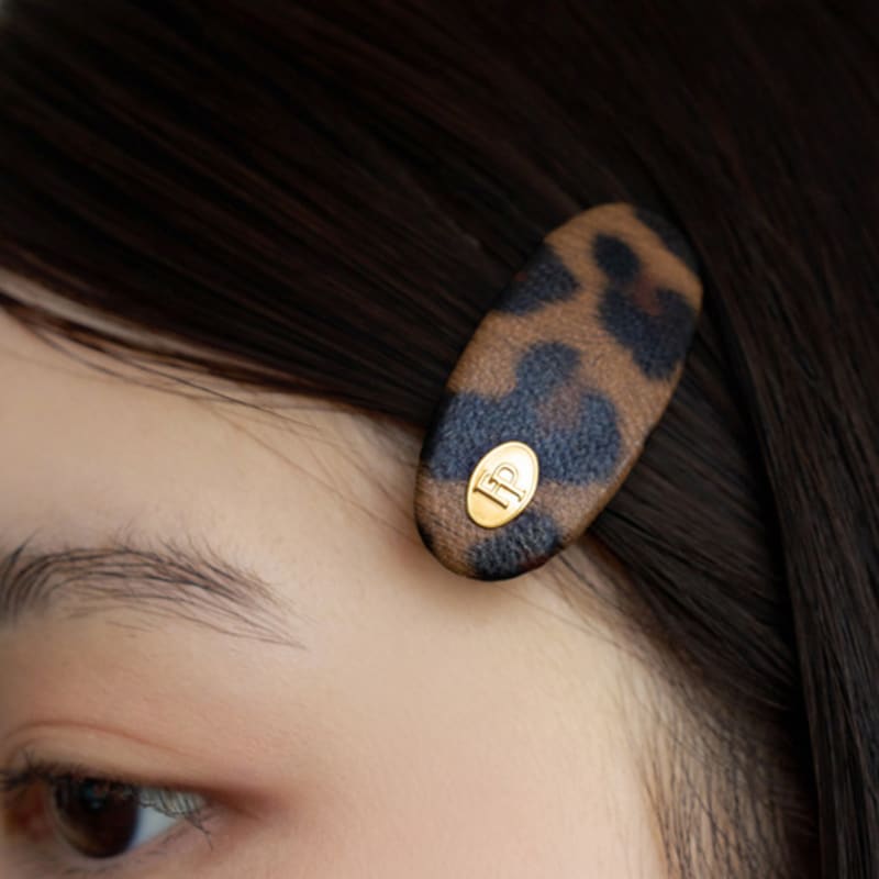 FANTASTIC PLANET Oval Leopard Hair Pin