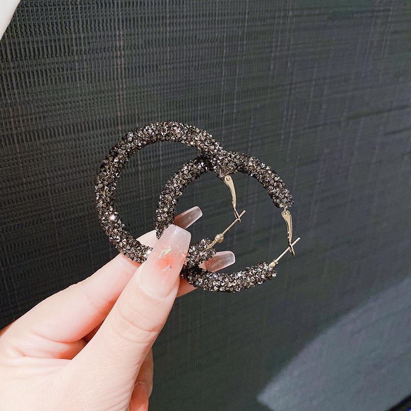 "S925 Korean Trend Pearl Tassel Earrings - Elegant & Simple Long Drop Design for Women"