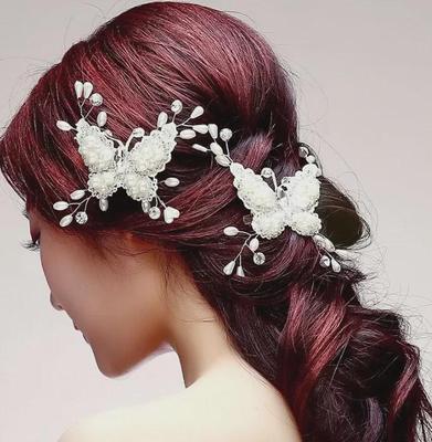 Handgemachte koreanische Braut-Schmetterlings-Haarnadel mit floralen Verzierungen