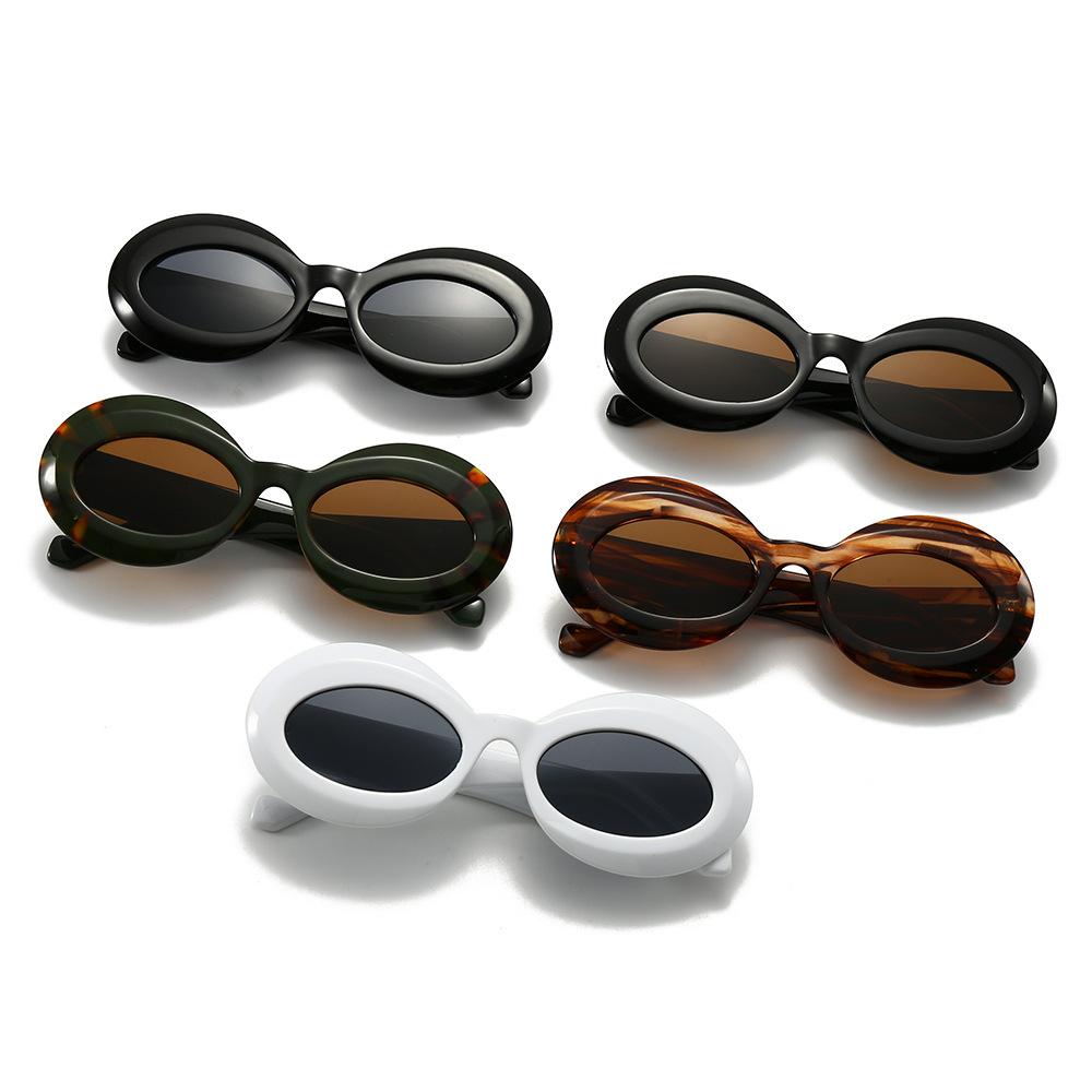 Trendy Oval Thick-Frame Sunglasses For Women & Men Stylish Striped Design Chic European & American Fashion Premium Quality Shade